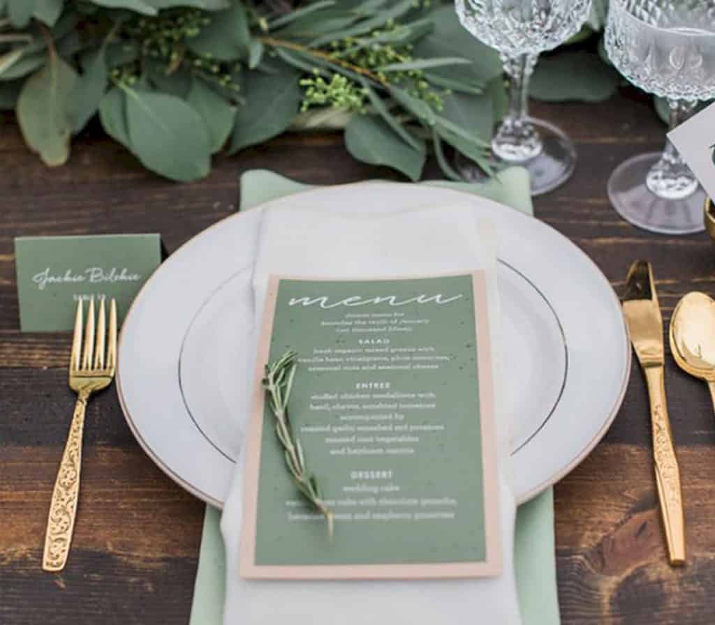 Green fits you well, the ultimate wedding trend