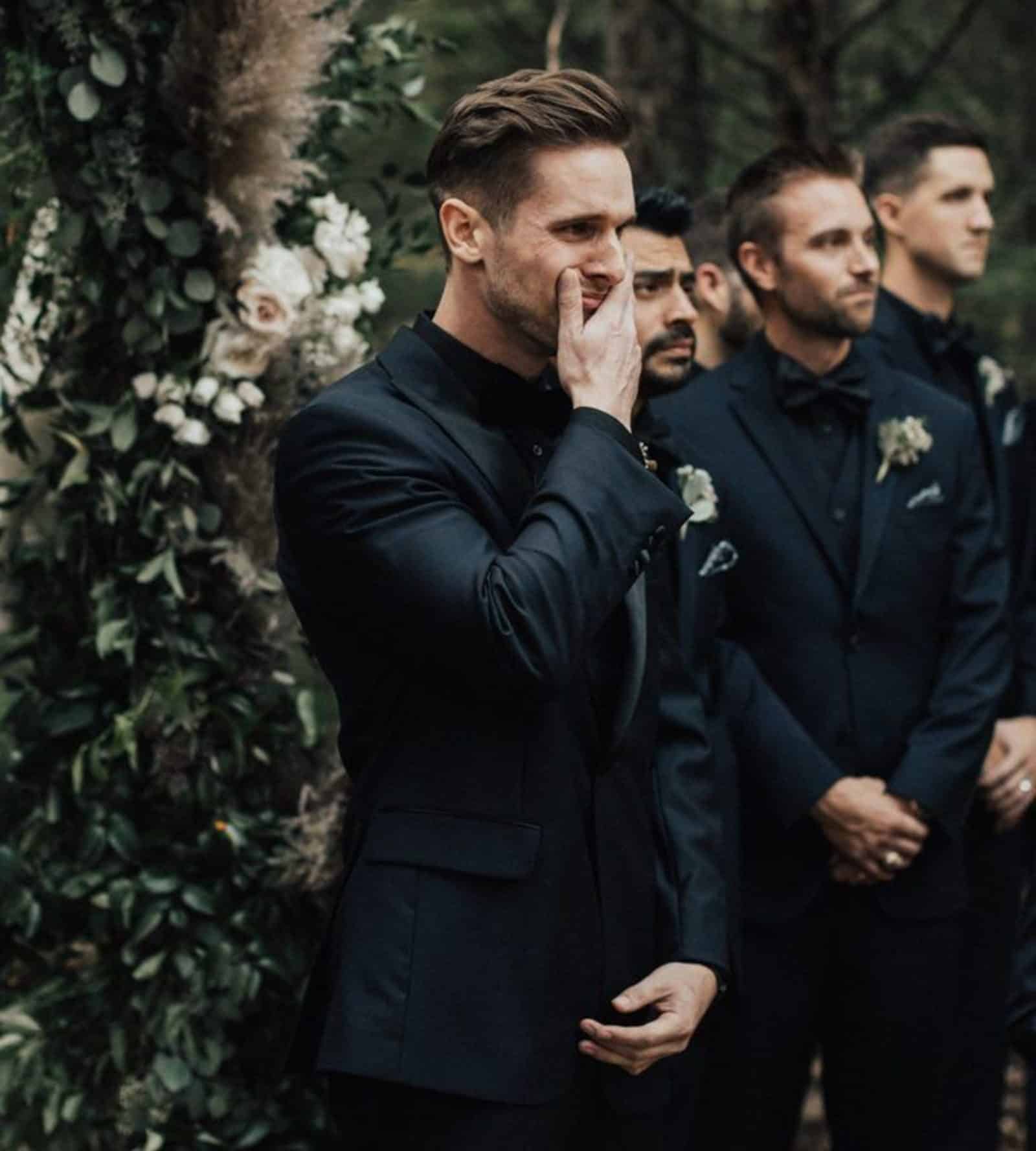 groom-photographic-poses-3