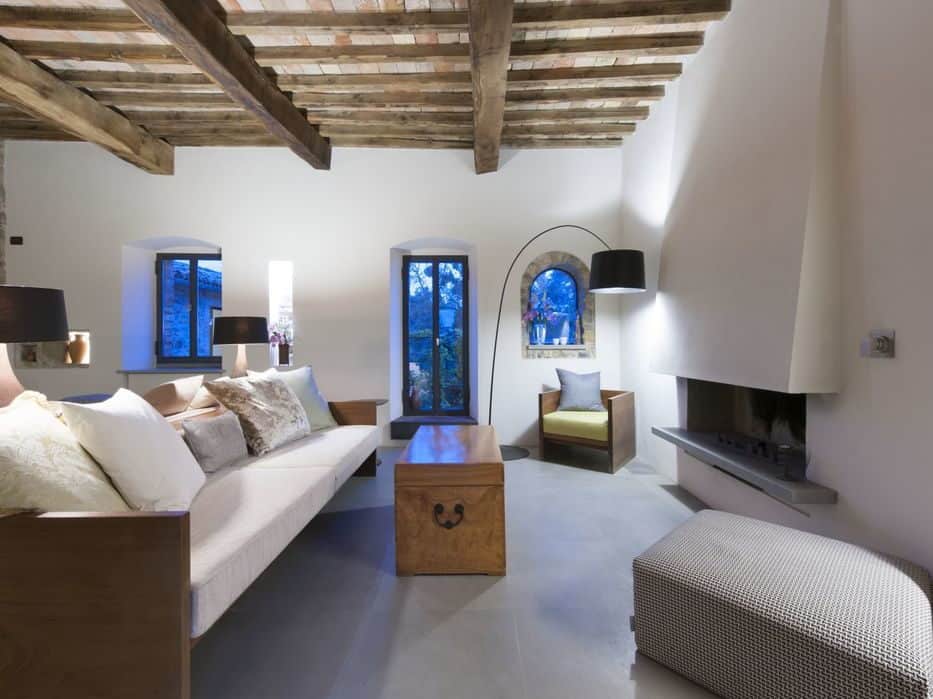 honeymoon top 10 romantic hotels Torre Di Moravola in Italy