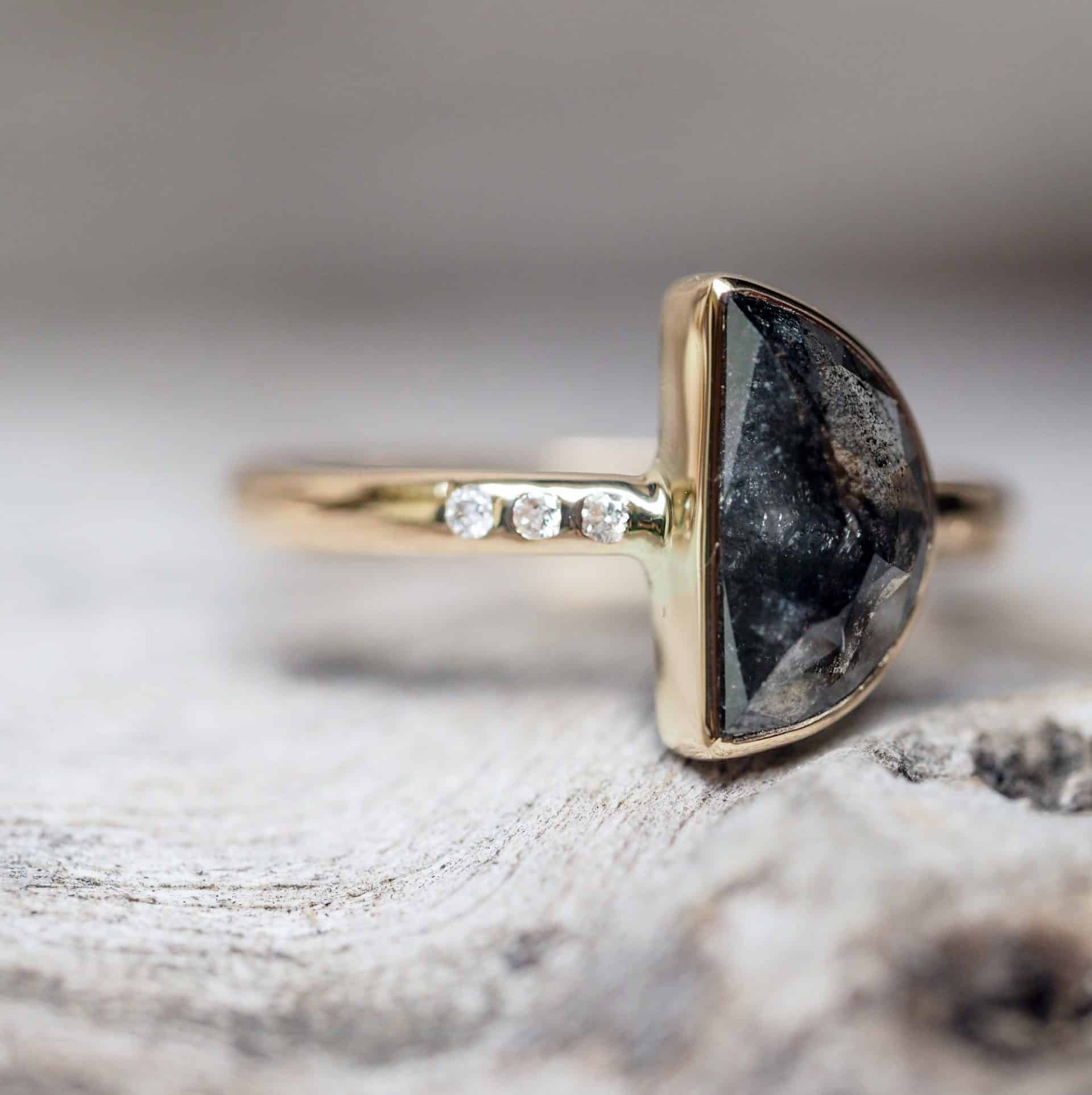 unique wedding ring with black stone