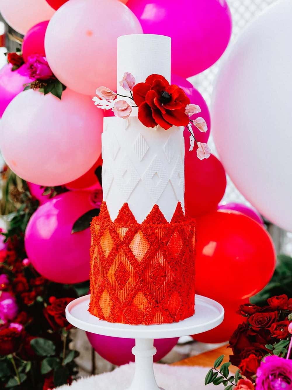 wedding-cakes-styles-5 τρίόροφη