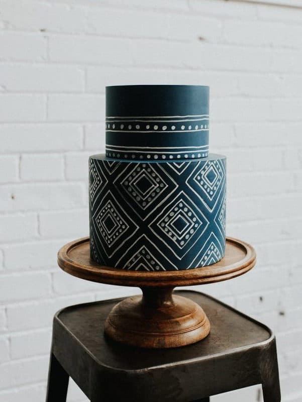 wedding cake with geometric details
