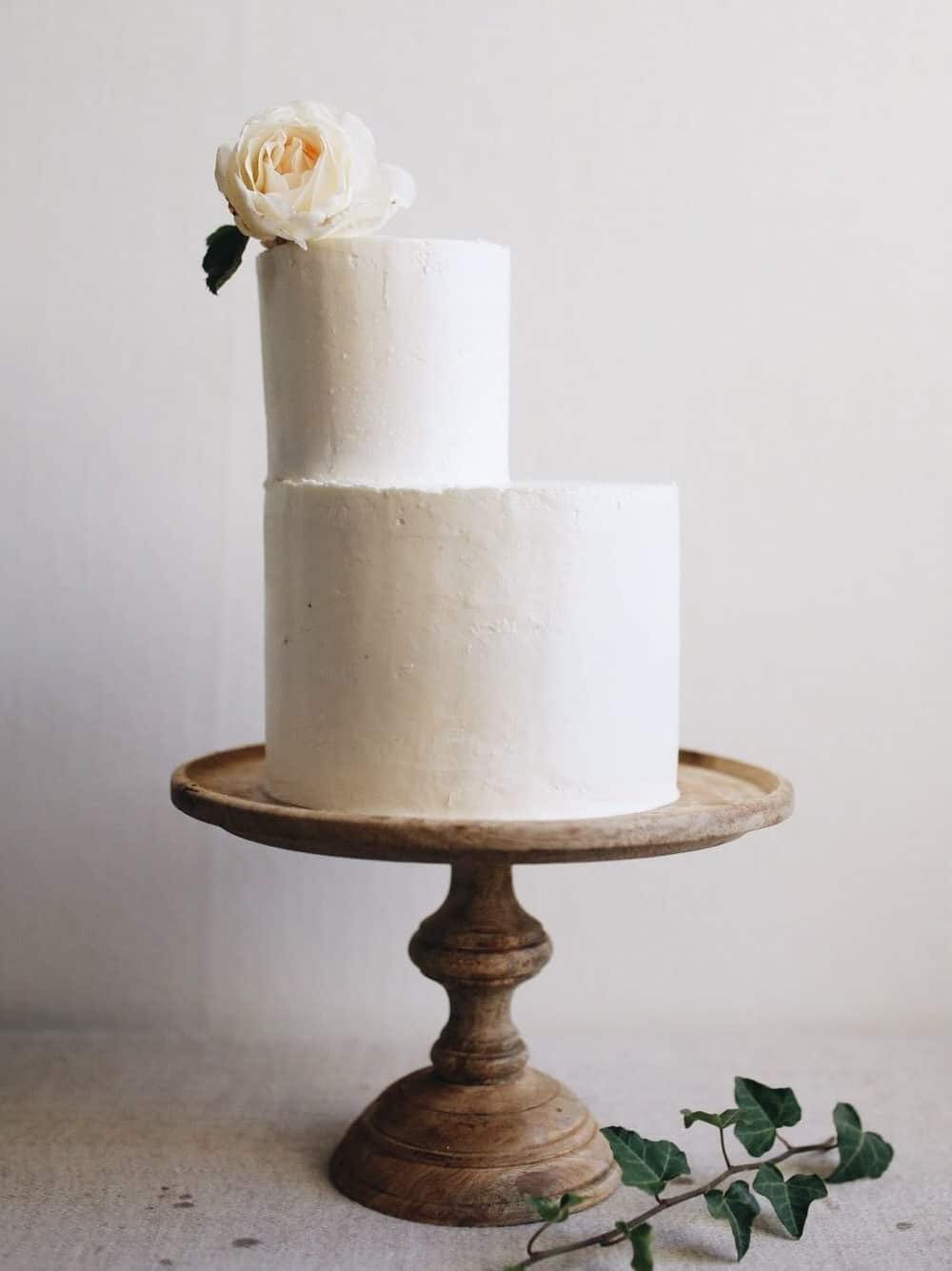 wedding cake like concrete texture and white rose