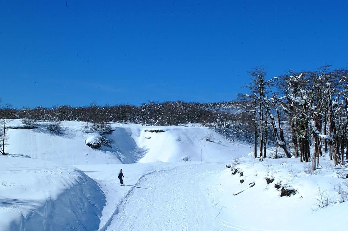 CREATOR: gd-jpeg v1.0 (using IJG JPEG v62), quality = 95 honeymoon top 10 alternative destinations Pucon Chile